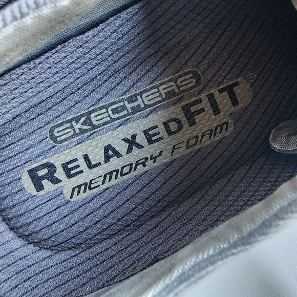 Skechers Mens Relaxed Fit Laced Blue memory foam Casual Shoe Sz 9 - Picture 10 of 11